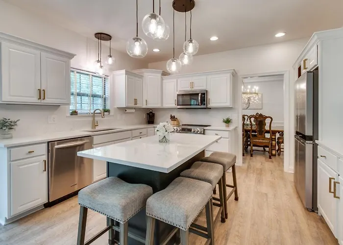Prime Retreat W/ Deck & Fireplace!